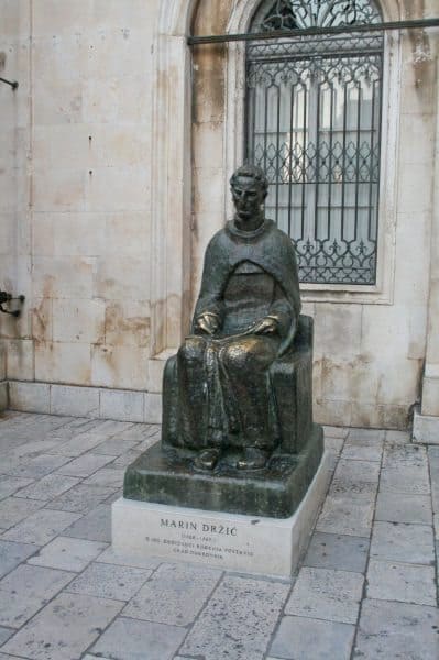 Dubrovnik Photos - Marin Drzic statue