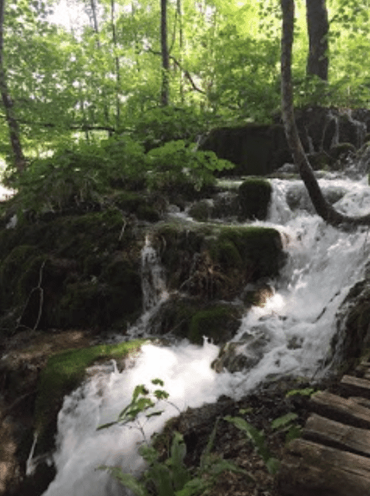 Croatia - The Thousand Island Wonderland - Plitvice Lakes waterfall