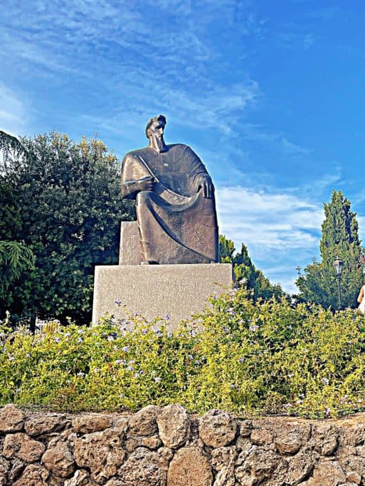 Photos of Sibenik - Peter Kresimir IV statue