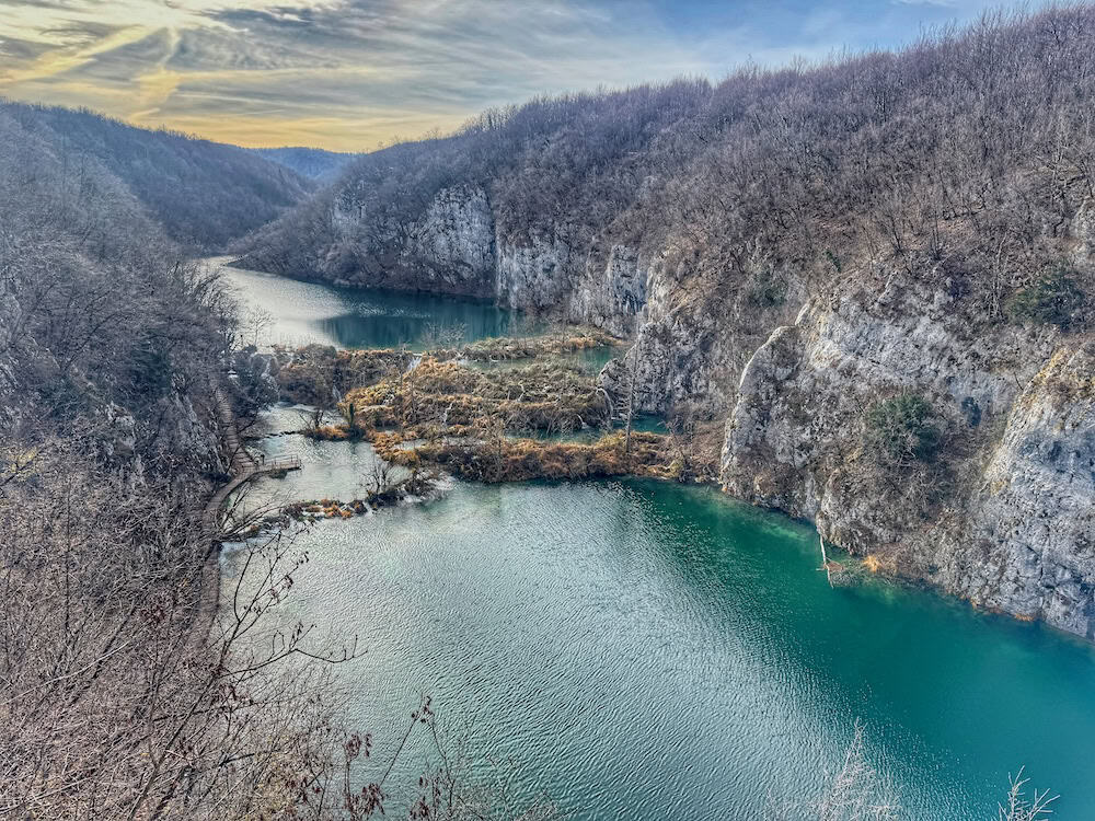 A view of the lakes in Plitvice - Plitvice Lakes in winter